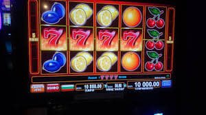 Tampilan aplikasi betting saber99 di smartphone Android